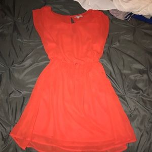 Women’s dress size small